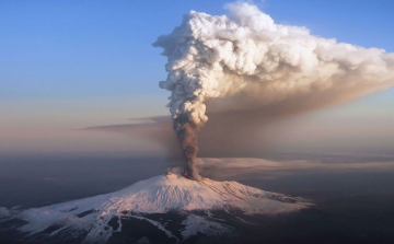 Tízen sérültek meg az Etna kitörése miatt