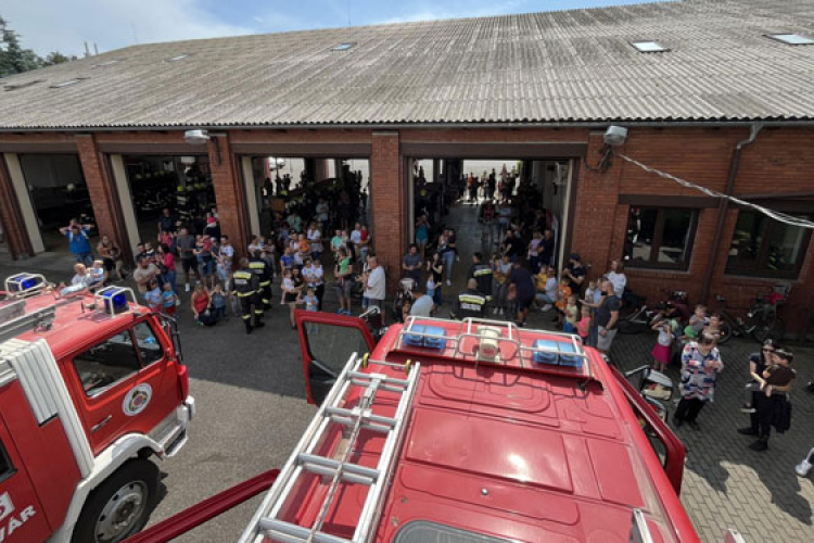  Idén is megnyílnak a tűzoltó szertárkapuk