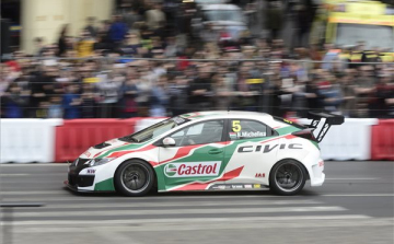 Túraautó-vb - Michelisz második és negyedik lett Kínában