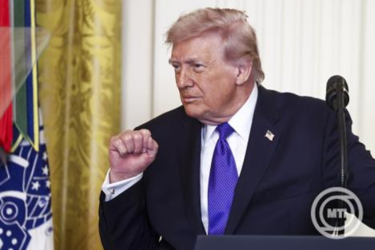 Iráni konfliktus - Donald Trump: az amerikai hadiipar megnégyszerezi a különleges osztályú fegyverzet gyártását