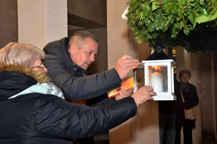 REMÉNY - Advent második vasárnapja