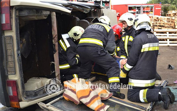 Különdíj a dombóvári tűzoltóknak