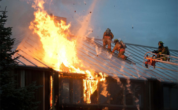 Dombóváron keletkezett a legtöbb lakástűz az első félévben Tolnában